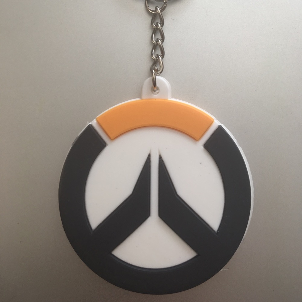 Overwatch Logo Rubber Keychain 🎮